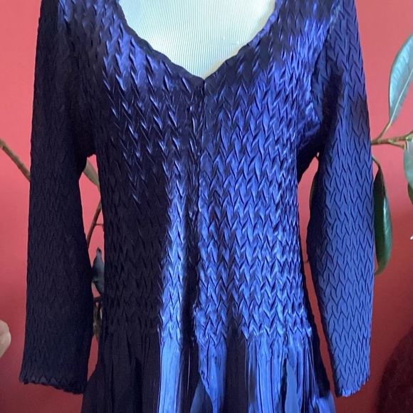 New! Elegant Blue designer Komarov Textured Dress - Picture 2 of 5